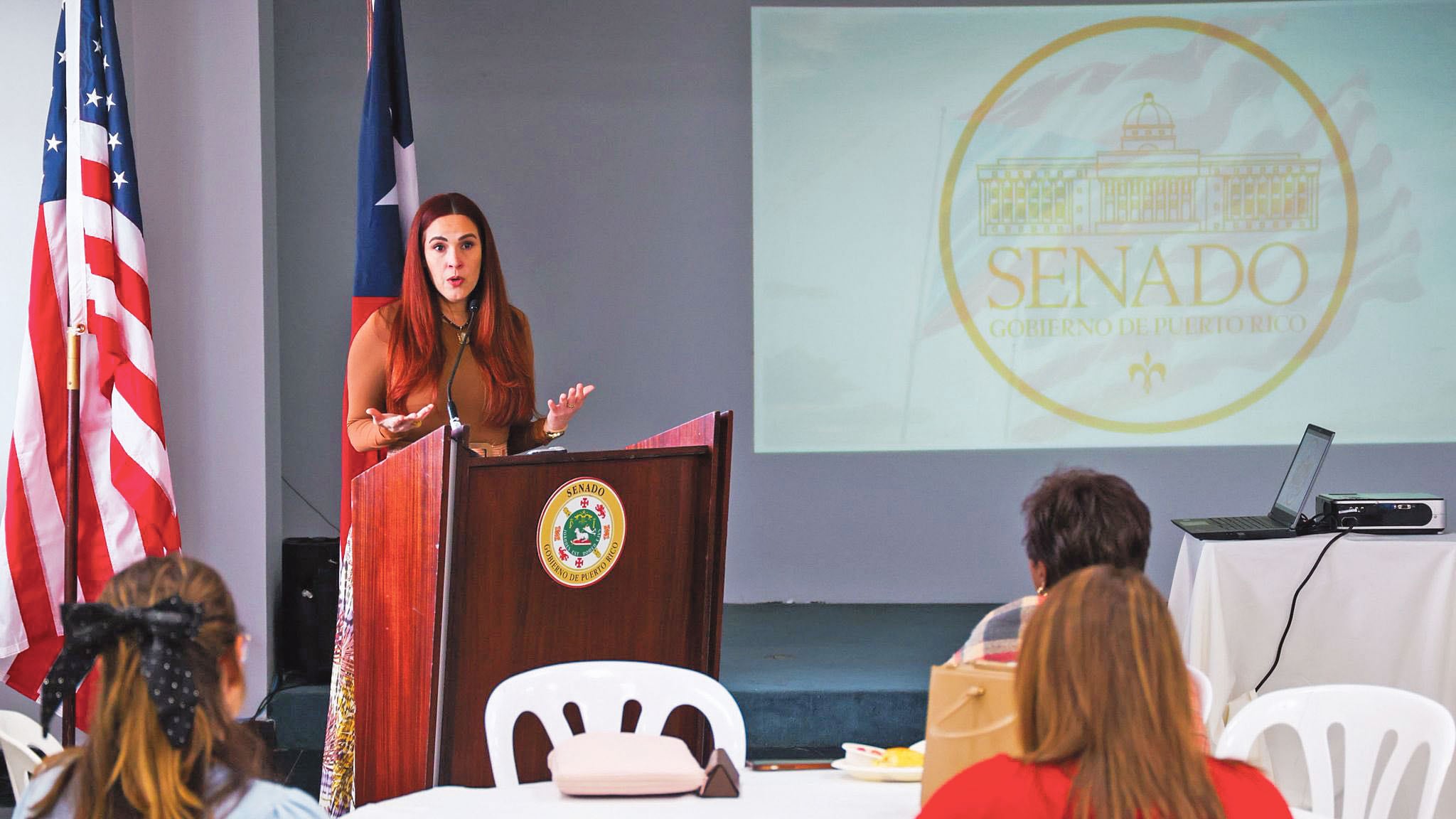 Oficinas de Base de Fe. Se extienden desde el Ejecutivo hasta el Legislativo