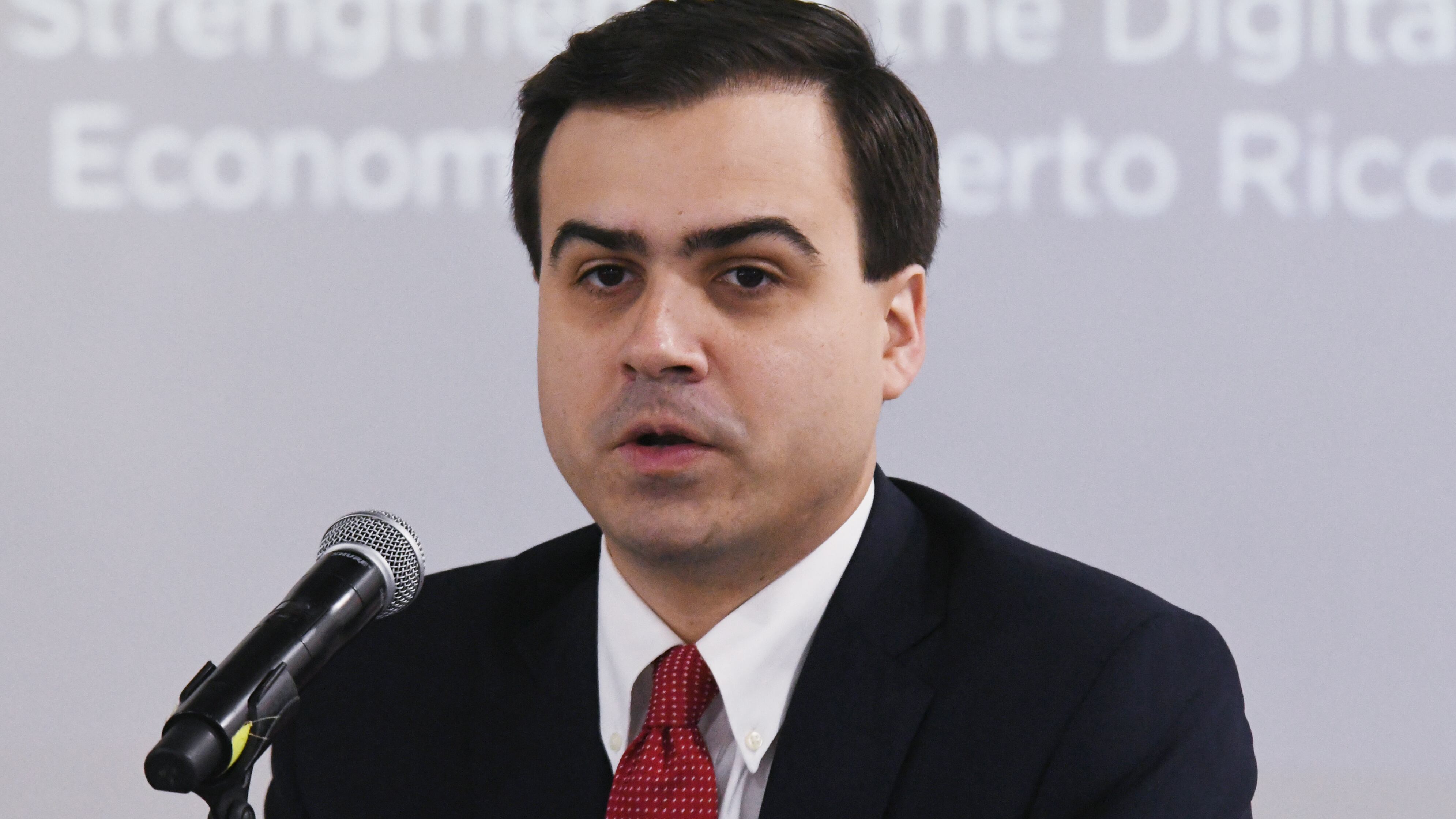 El Comisionado Residente en Washington, Pablo José Hernández, participa del foro de la Universidad Atlantic, "Agenda 2025