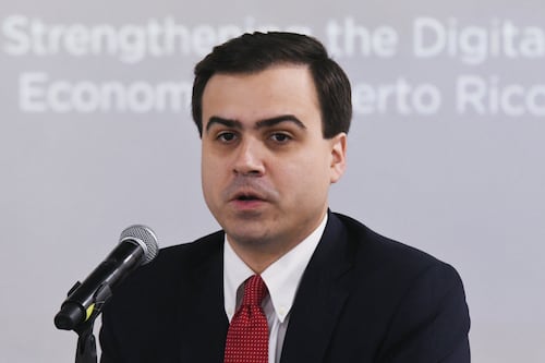 Comisionado Residente presenta resolución en el octavo aniversario del huracán María