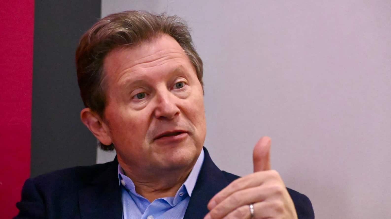 El economista, Roberto Salinas León