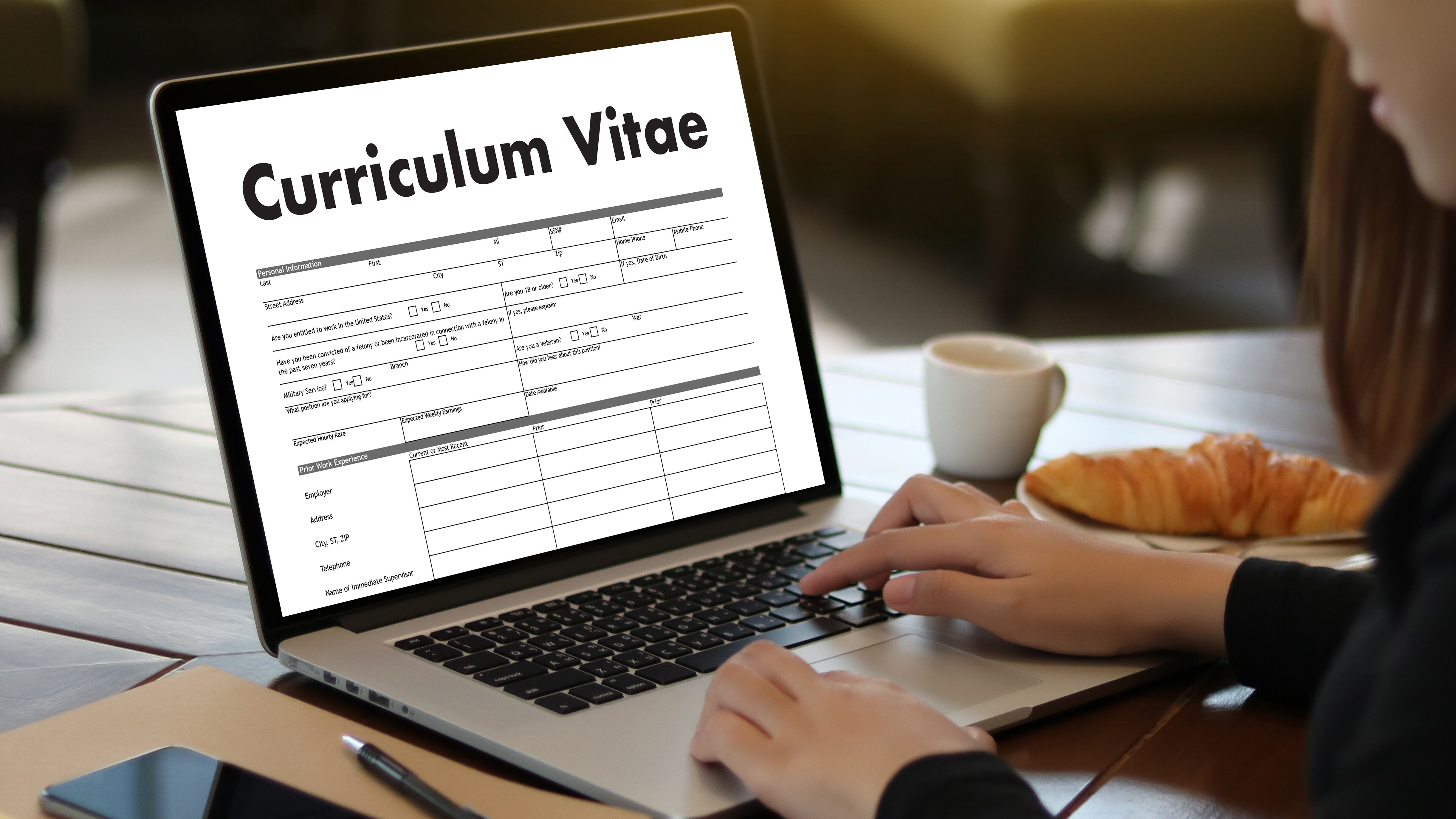 La experiencia profesional es la estrella del CV, señala directamente el puesto que deseas, organiza los datos y sé honesto,