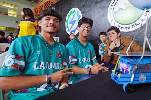 Competencia de Carritos Solares reúne a estudiantes de 16 escuelas públicas de Puerto Rico