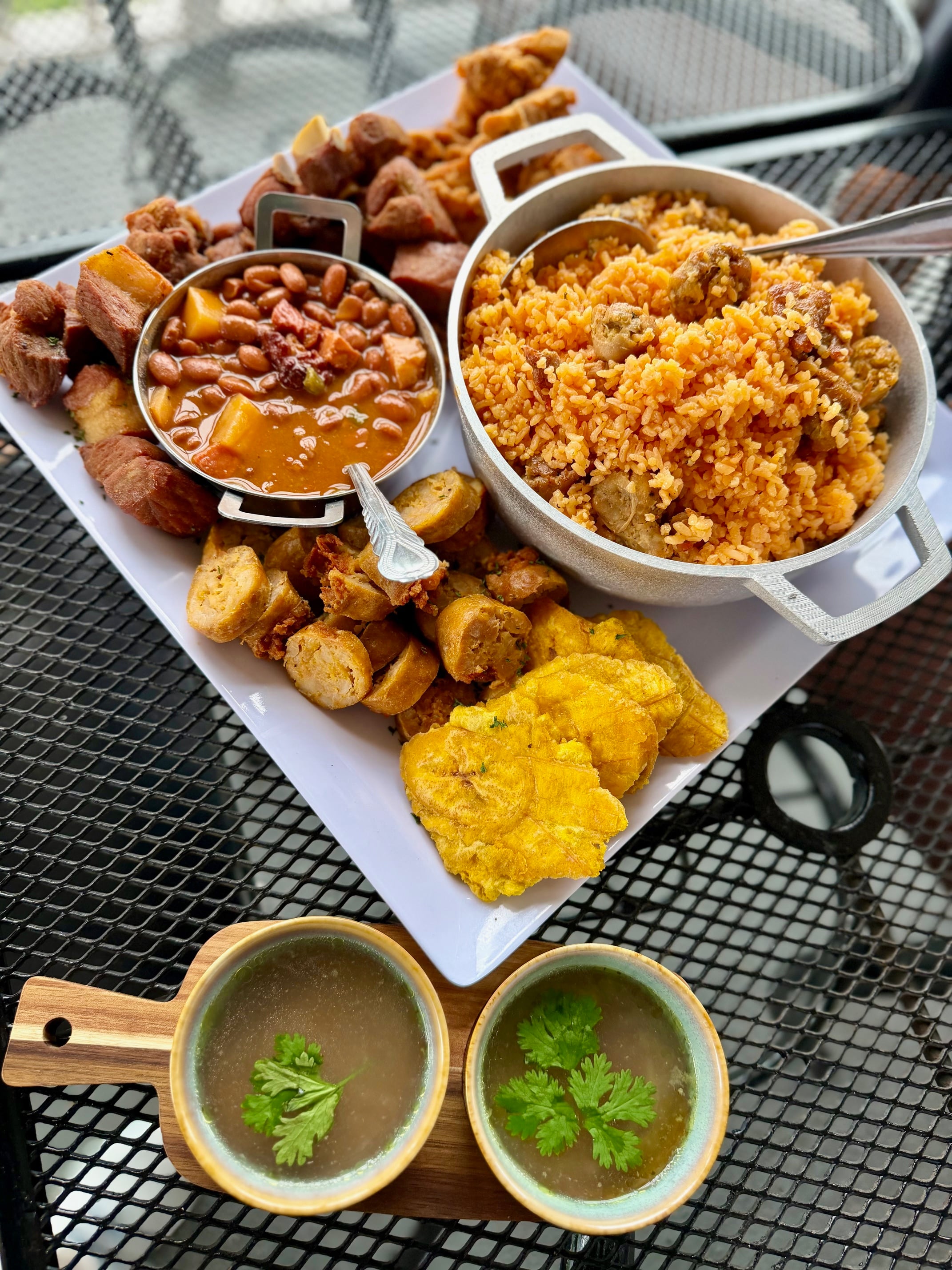 Sabores de montaña con una vista panorámica que invita a quedarse