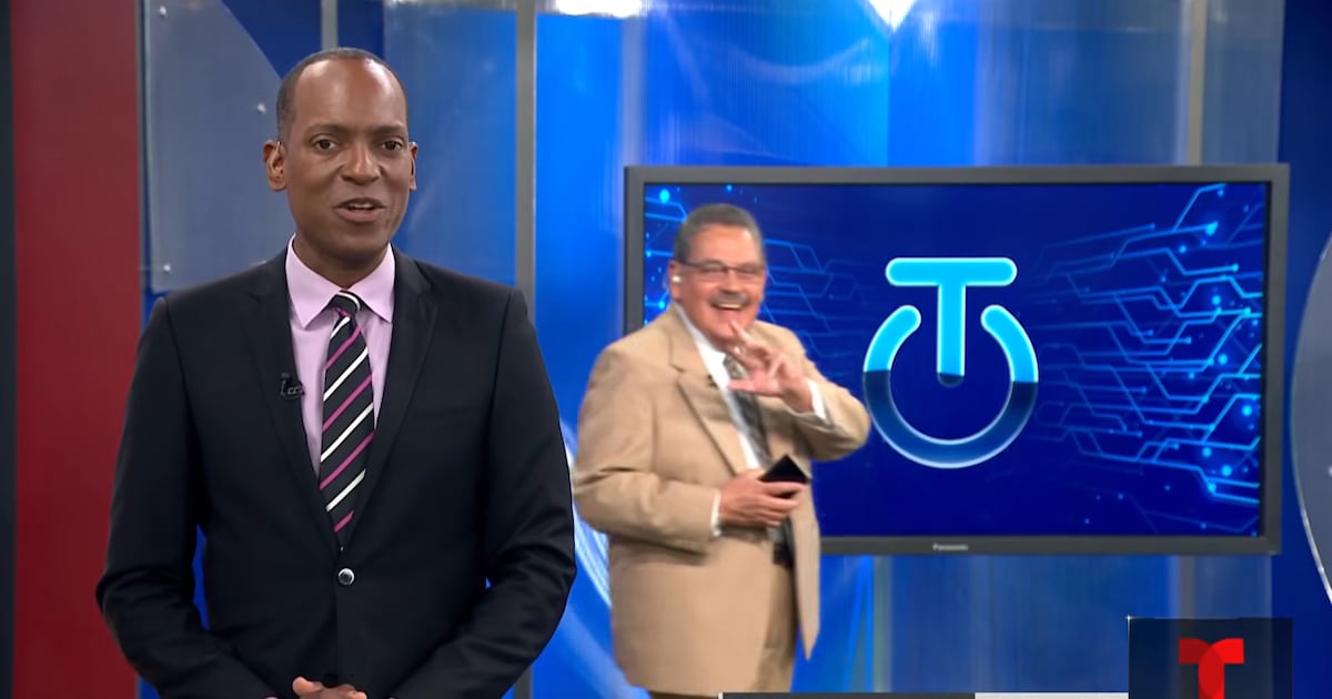 ¡Robo de Cámara Divertido! Jorge Rivera Nieves Interrumpe Telenoticias y Conquista a la Audiencia