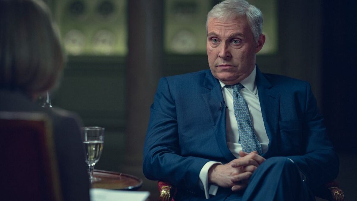 Rufus Sewell encarna al príncipe Andrés en 'La gran exclusiva'