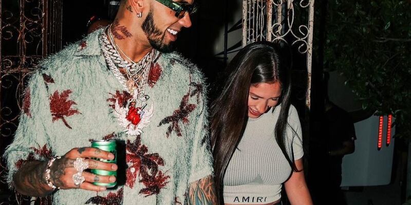 Anuel confirma su relación con Laury Saavedra – Metro Puerto Rico