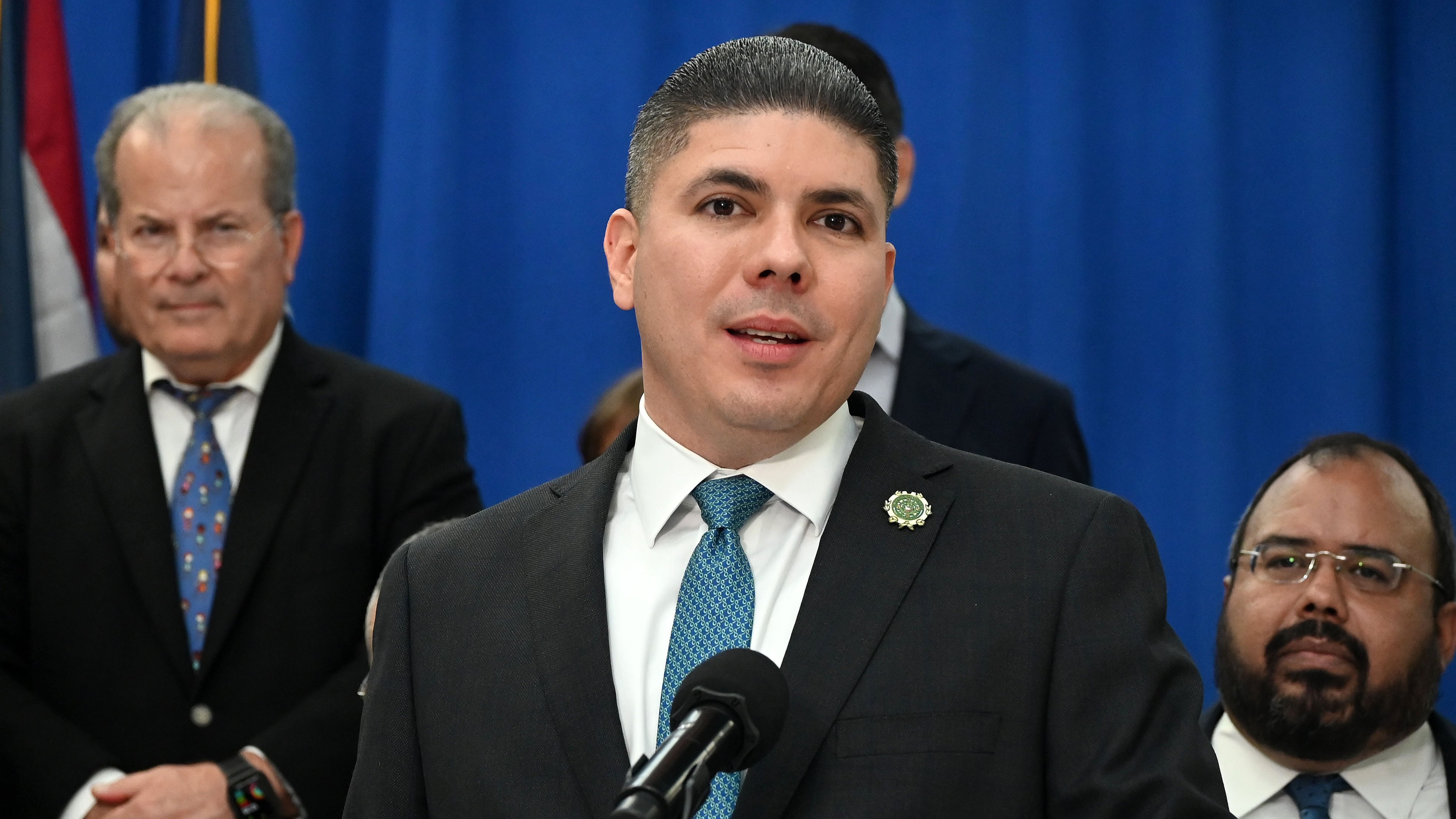 El representante Eddie Charbonier Chinea.