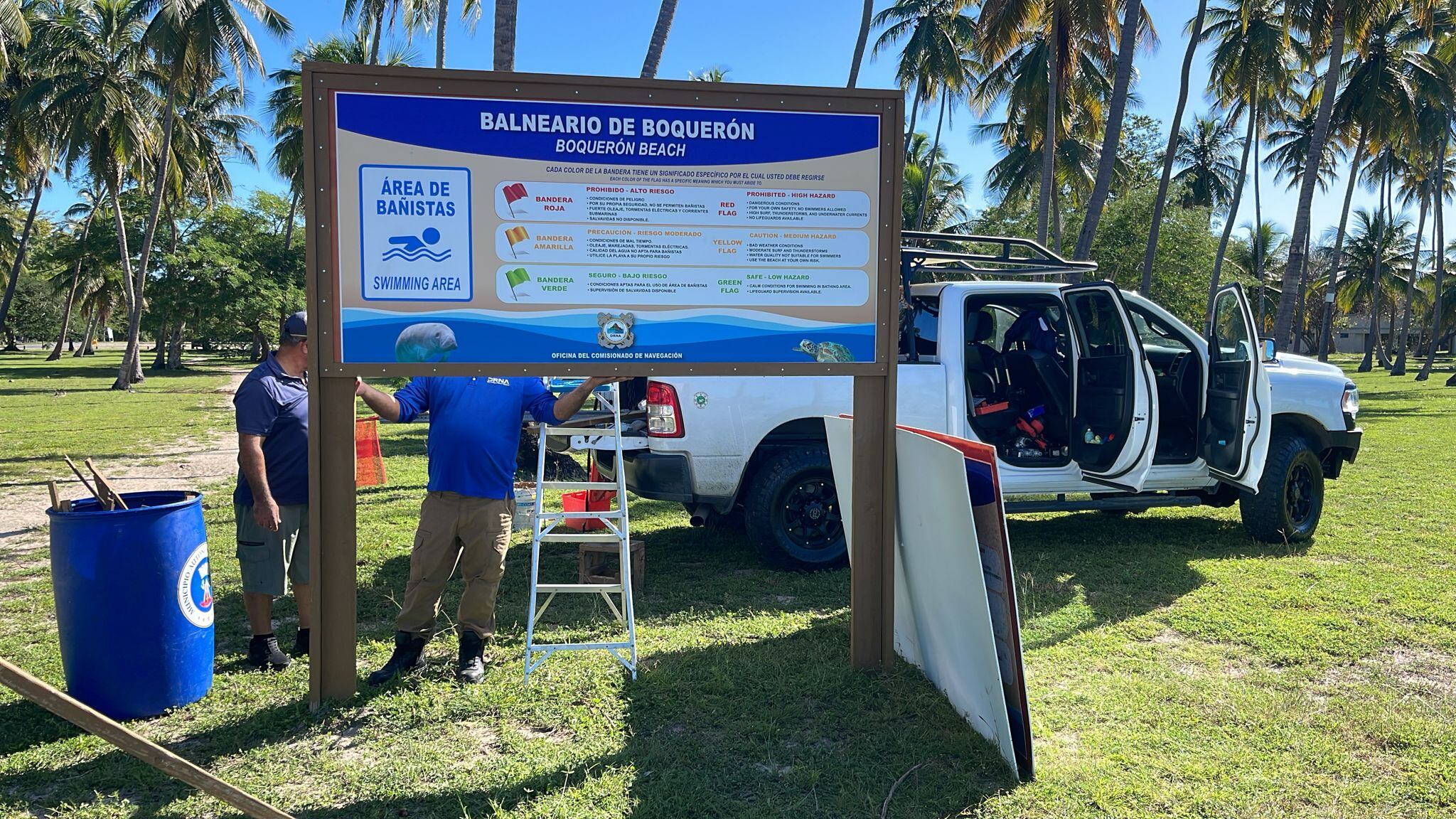 La agencia instaló boyas de seguridad para bañistas.