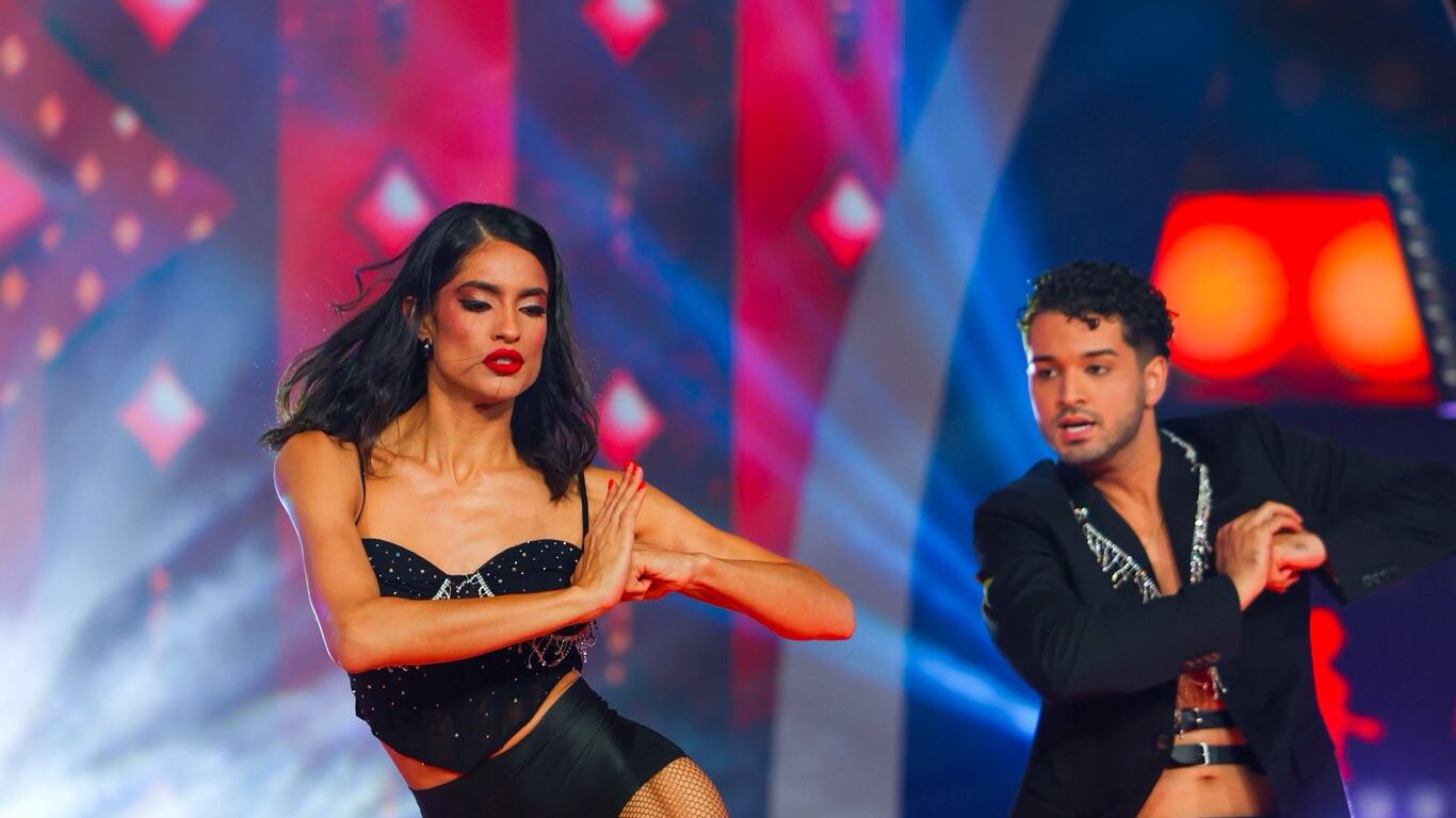 Karla I. Guilfú Acevedo y el bailarín José Cancel.