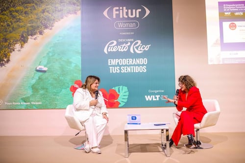 Gobernadora cita a Bad Bunny en FITUR para promocionar a Puerto Rico ante mercado europeo
