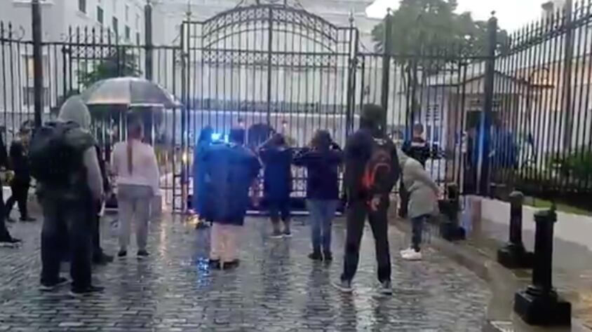 Jornada Se Acabaron Las Promesas protestan frente a Fortaleza