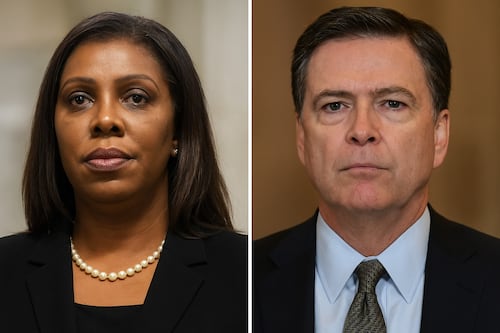 Juez federal desestima acusaciones contra James Comey y Letitia James