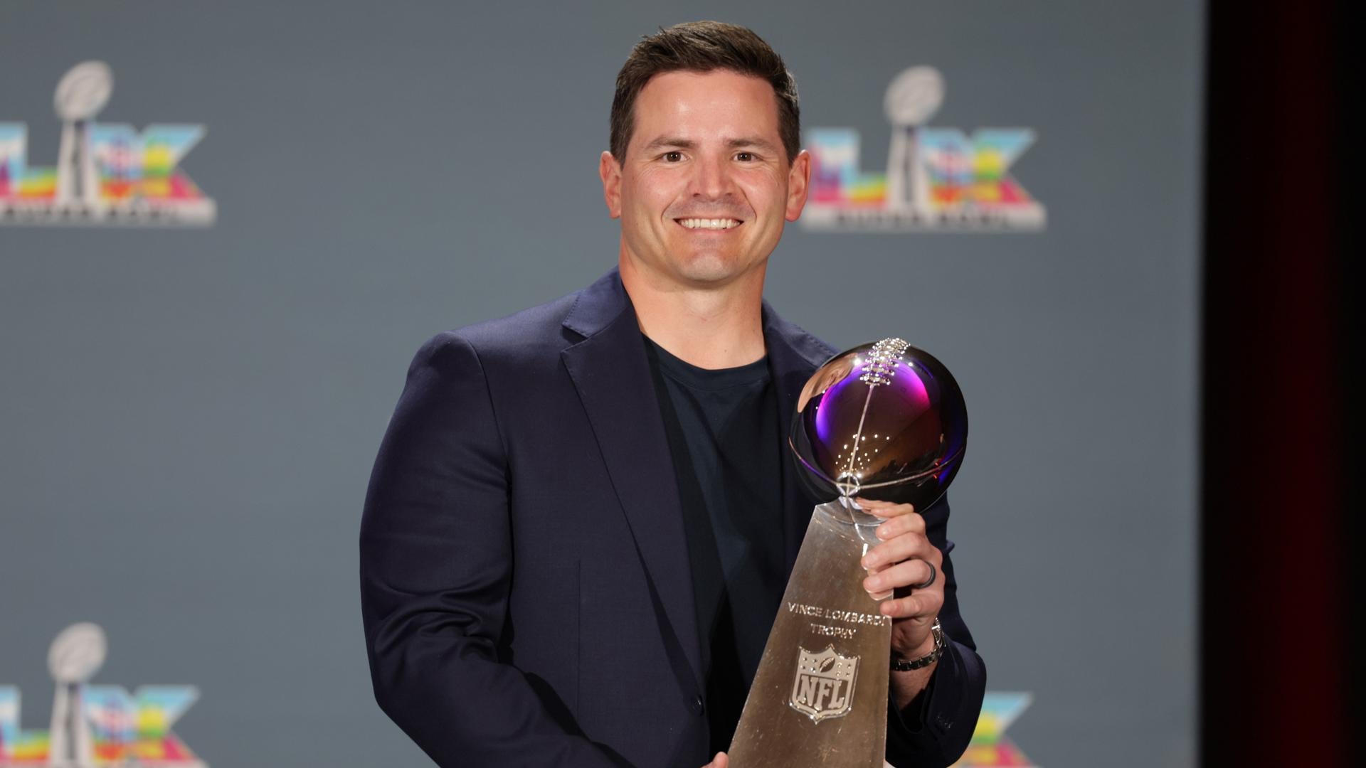 Macdonald afirma que sus Seahawks deben acostumbrarse a ser el rival a vencer