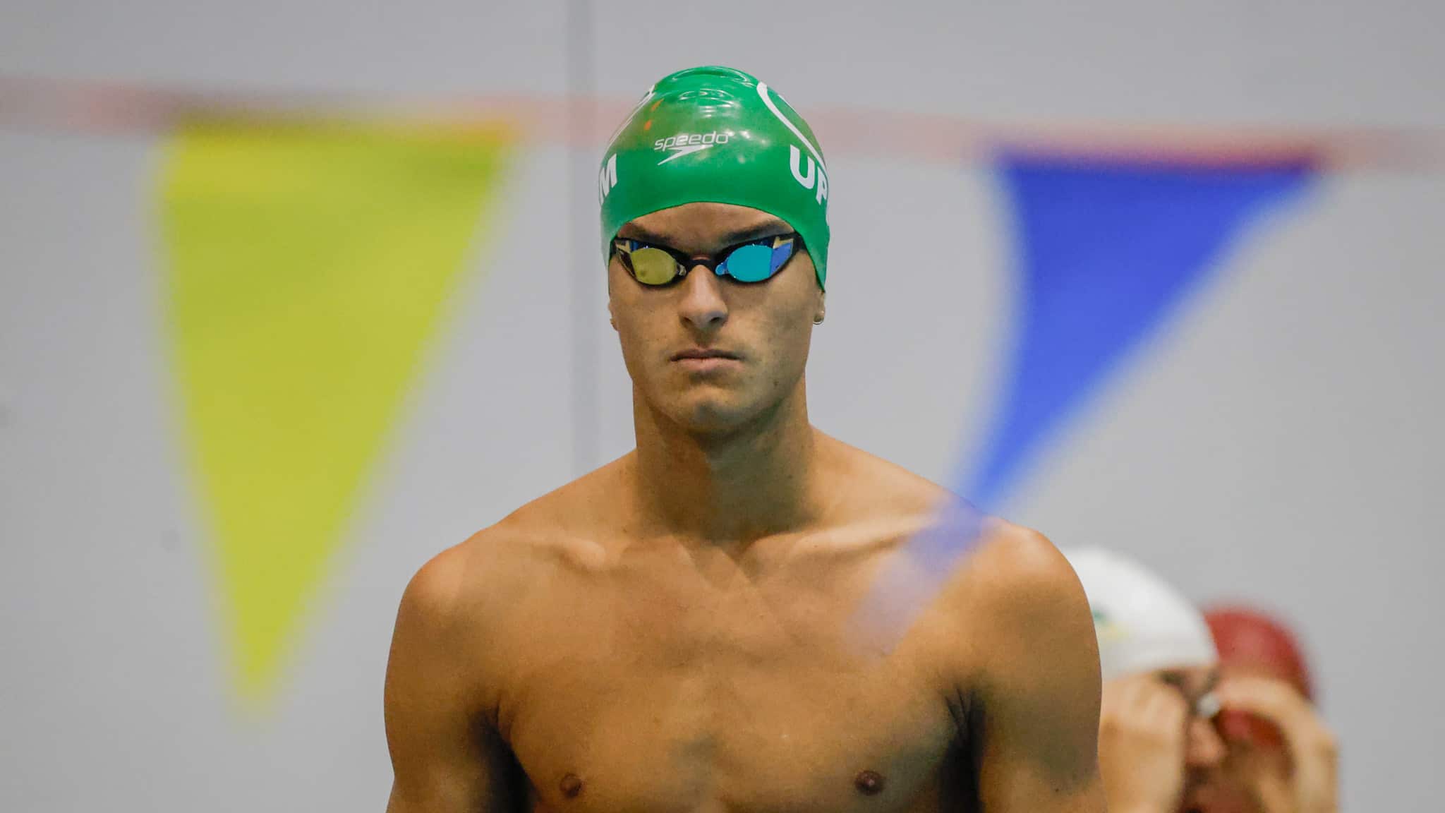 Nadadores y nadadoras de ocho universidades salen a competir en la primera clasificatoria para el campeonato de piscina corta de la LAI. (LAI)