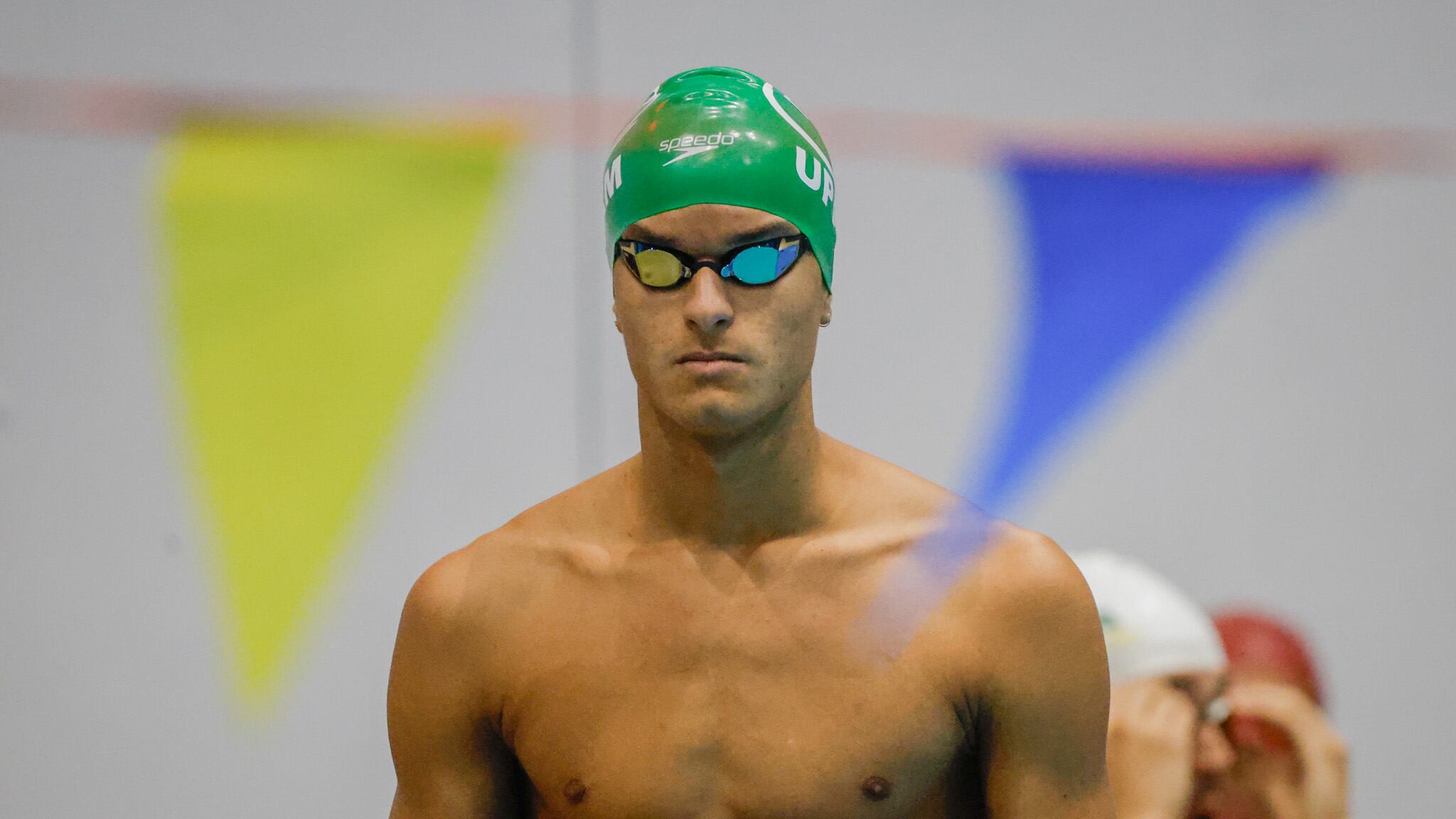 Nadadores y nadadoras de ocho universidades salen a competir en la primera clasificatoria para el campeonato de piscina corta de la LAI. (LAI)