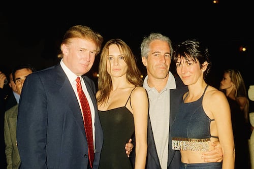 Trump considera que los nuevos documentos de Epstein obligan al Departamento de Justicia a “gastar todo su tiempo”