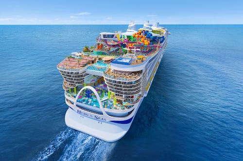 Anuncian llegada del megacrucero ‘Hero of the Seas’ a Puerto Rico, realizará cinco visitas entre 2027 y 2028