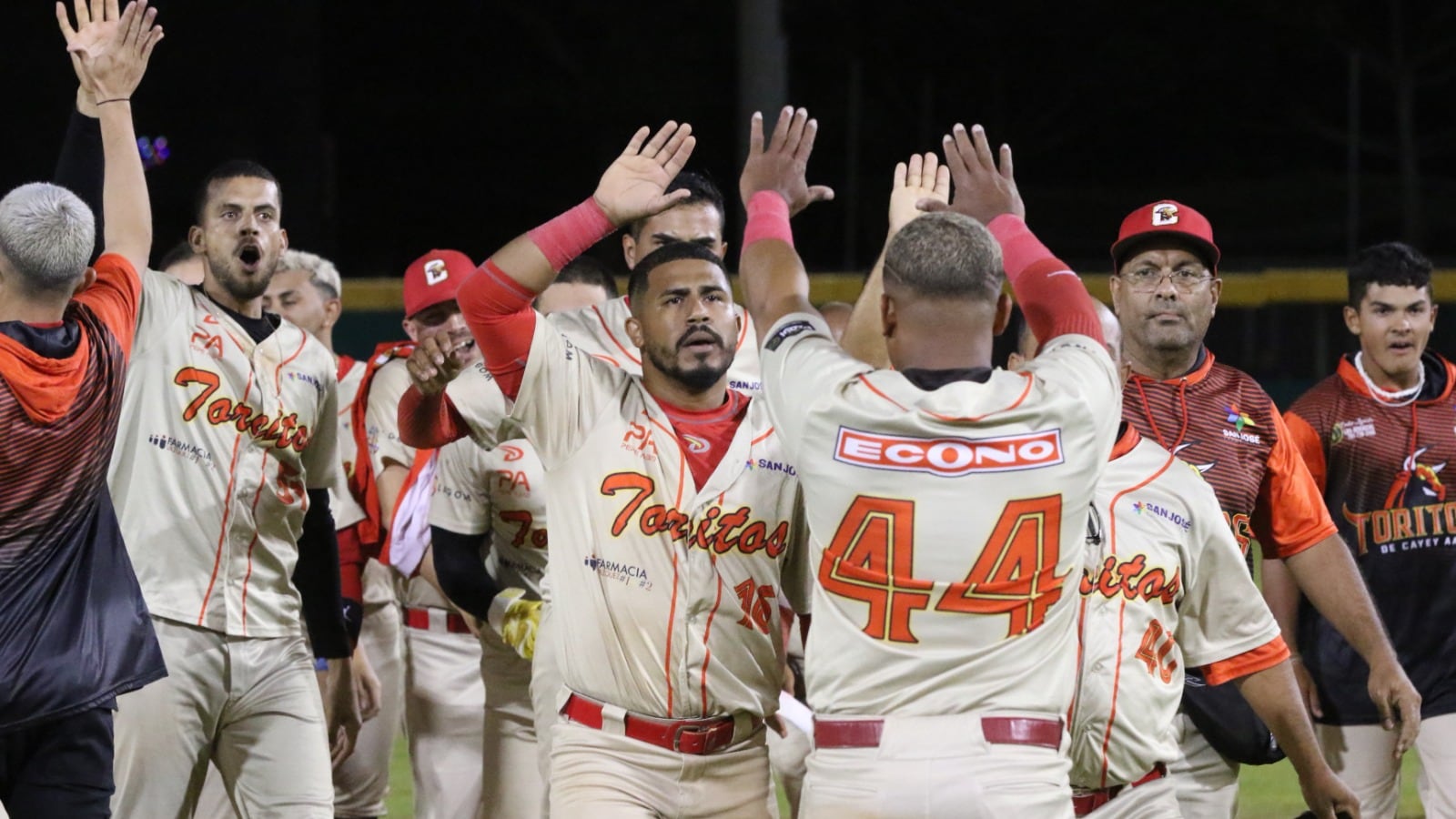 Los Toritos están al frente en la sección Central (foto por Aldwin Santiago).