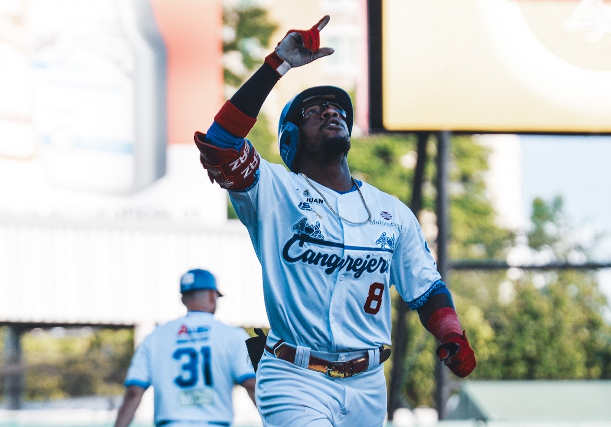Cangrejeros de Santurce obtienen décima victoria en la Liga de Béisbol Profesional