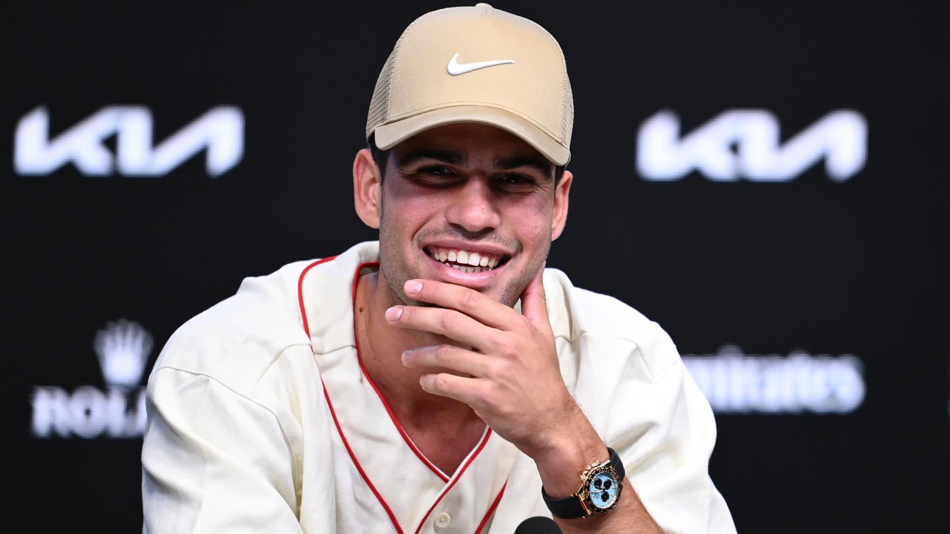 El tenista español Carlos Alcaraz, durante su comparecencia de prensa de este viernes en Melbourne (Australia).