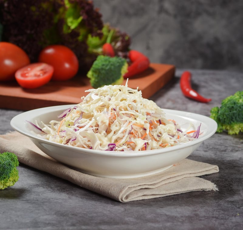 La ensalada es una de los platos más populares y consumidos, y se dice que en cada país hay al menos una versión de este alimento. Fotos: Freepik, Pexels, Unsplash, Creative Commons y Pixabay.
