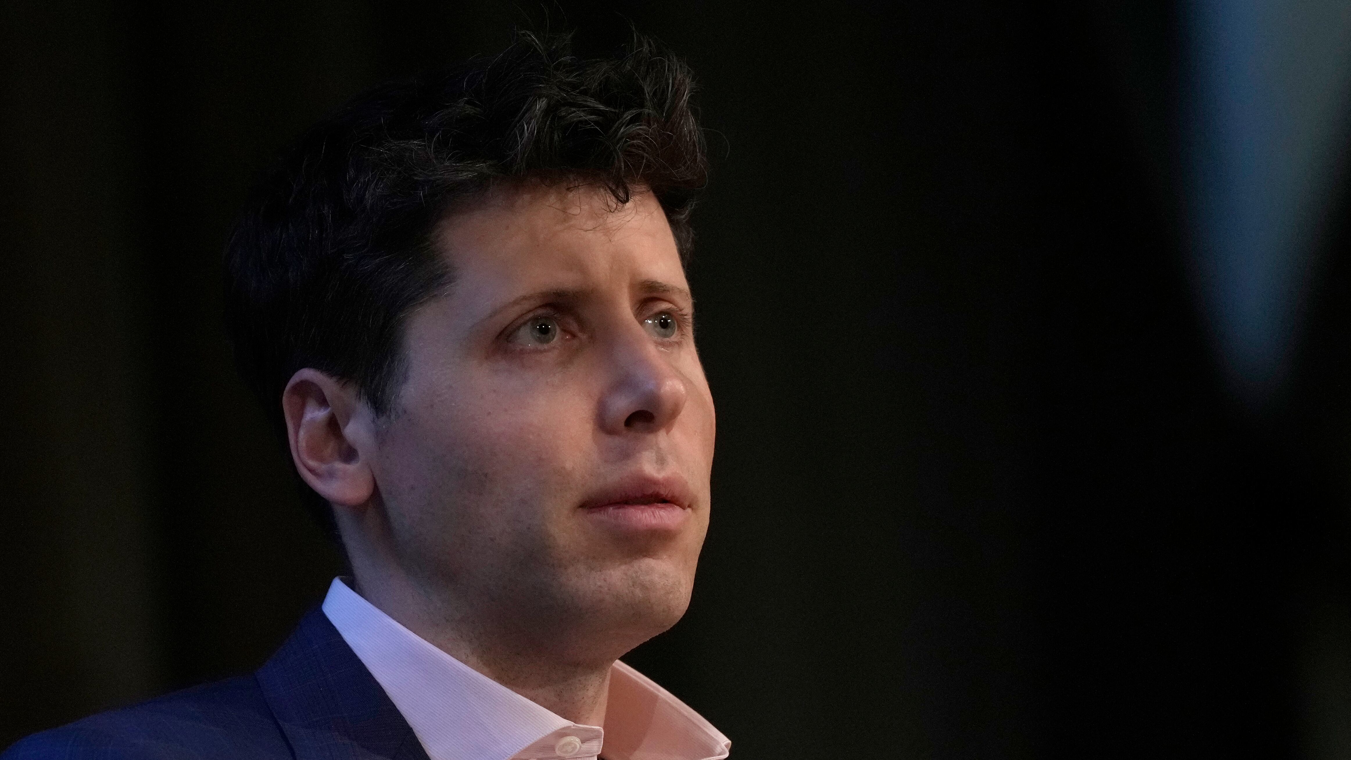 Inteligencia artificial representa una amenaza para la humanidad, coinciden miles de expertos