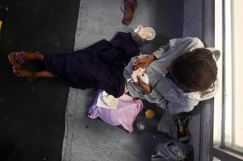 Senado aprueba investigación legislativa para revisar la política pública sobre sinhogarismo