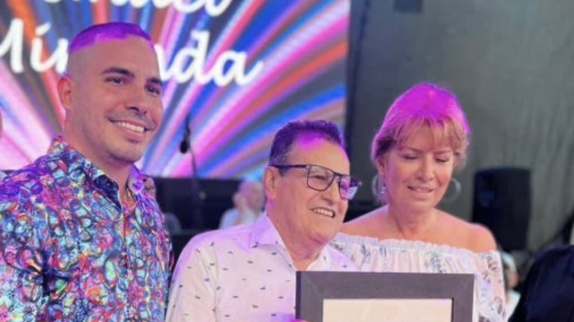 Alcalde de Aguada junto a Ismael Miranda Carrero.