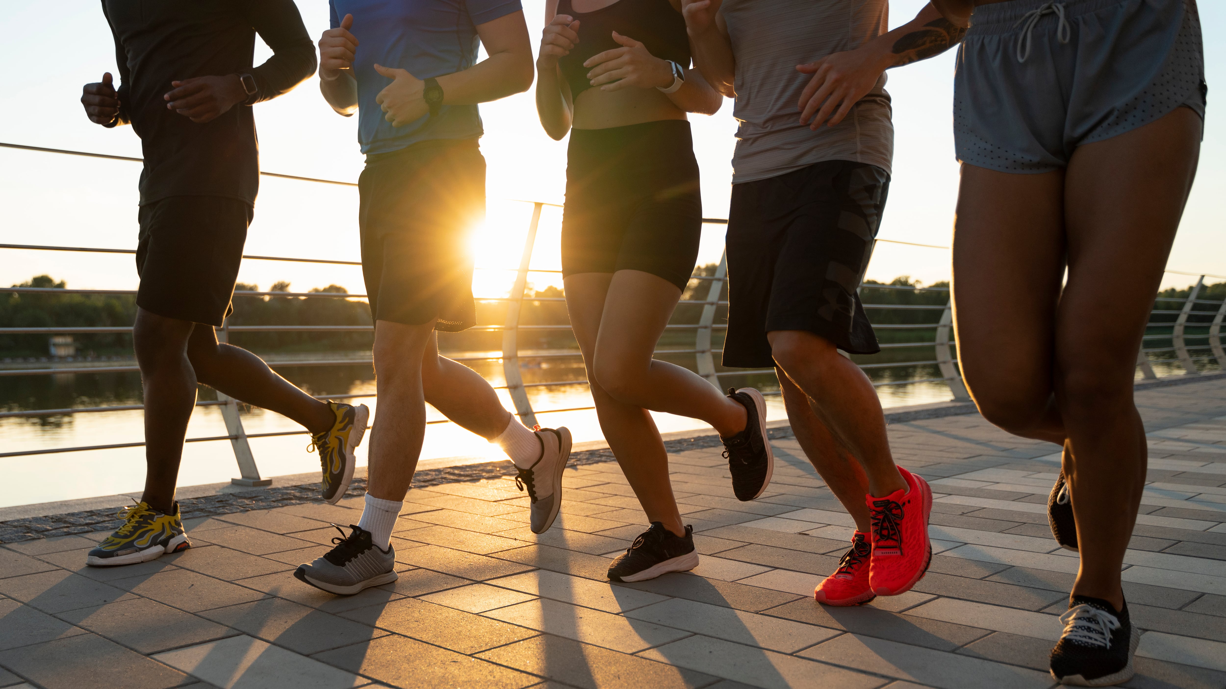 Con cerca de 200 carreras al año, los running clubs transforman las calles de la ciudad en pistas y en nuevas formas de conectar con otras personas.