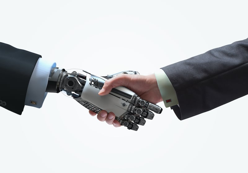 ChatGPT: la inteligencia artificial aún está lejos de sustituir el trabajo humano