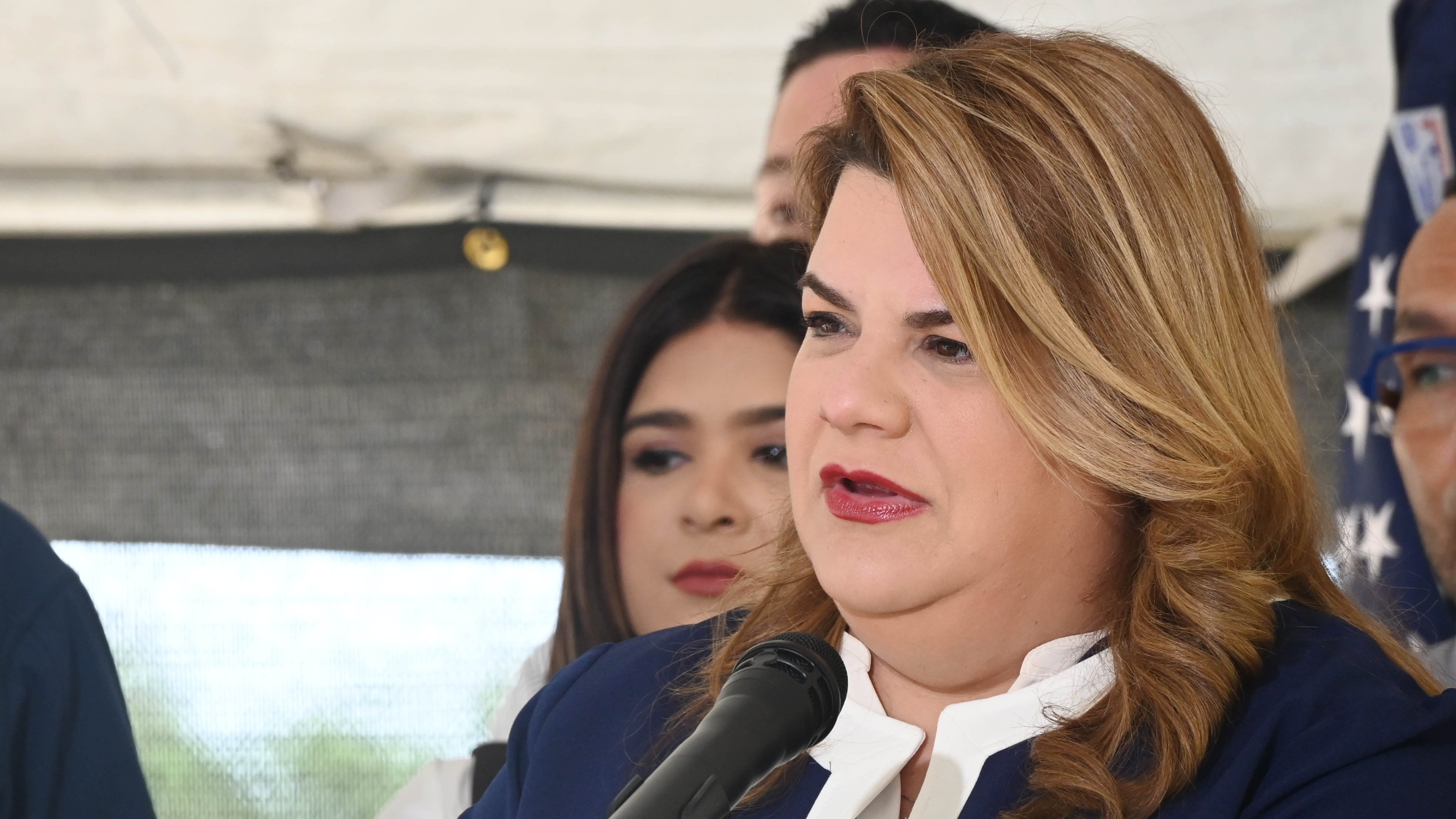 Anuncio de la gobernadora, Jennifer González y Genera PR, del inicio de nuevas baterías en la Central Cambalache.