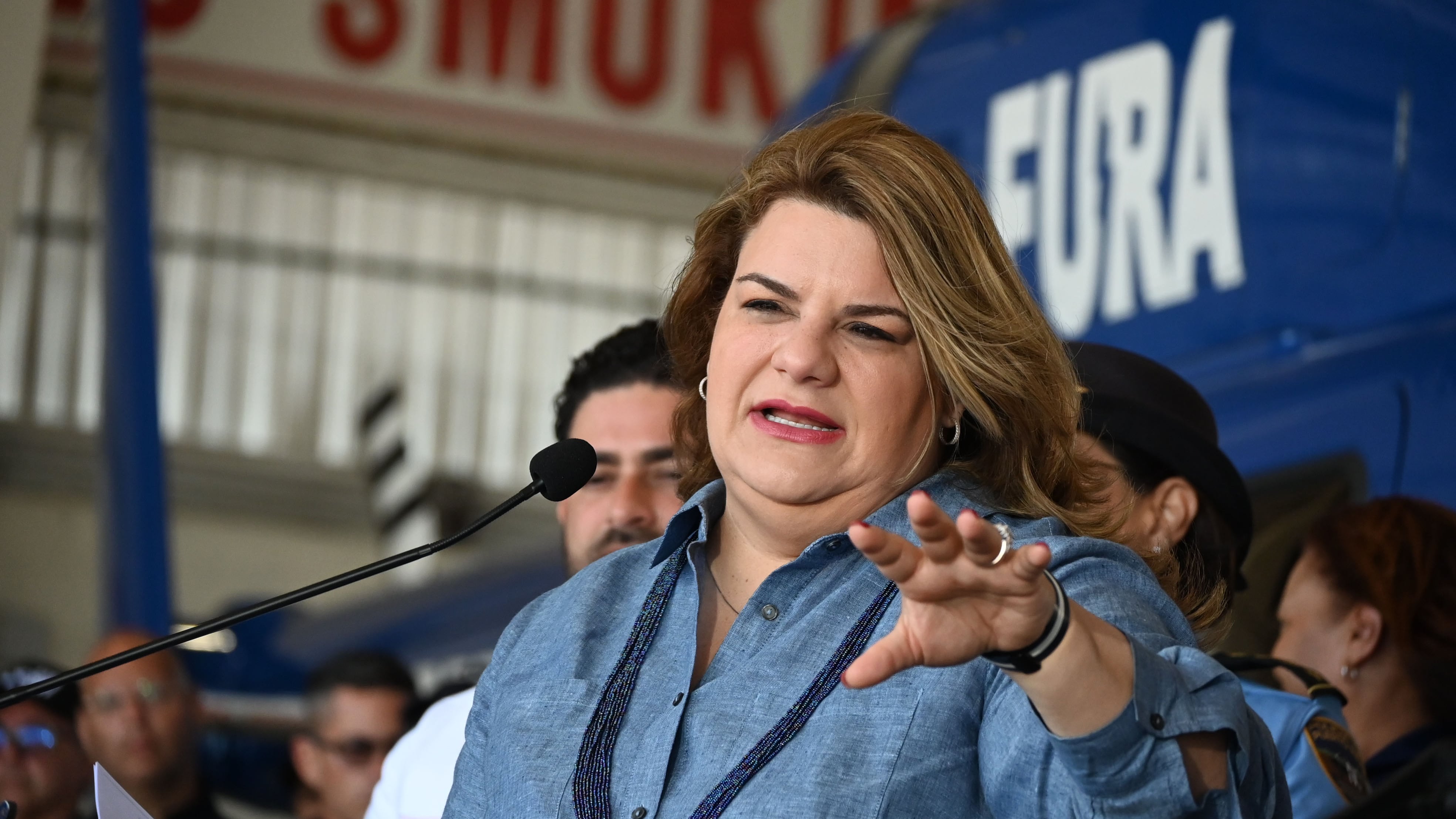 La Policía de Puerto Rico recibe dos helicópteros Bell, entre otro equipo.