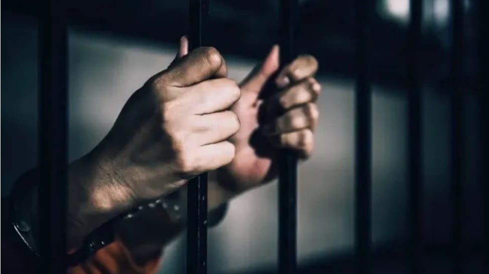 Cárcel para presunto responsable del femicidio de su expareja en Durán