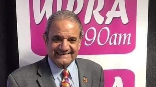 comentarista deportivo Johnny Flores