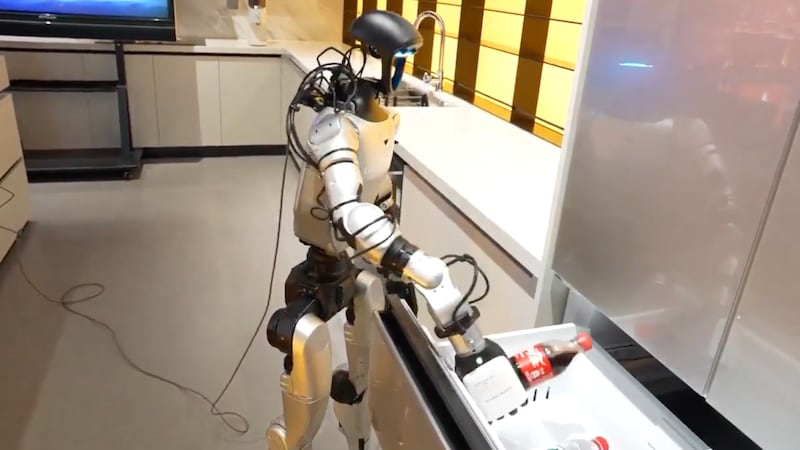 El robot enfermero de Unitree revoluciona la atención hospitalaria y anticipa el futuro de la robótica asistencial - crédito @UnitreeRobotics/X