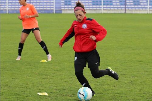 Equipo de India contrata a futbolista boricua