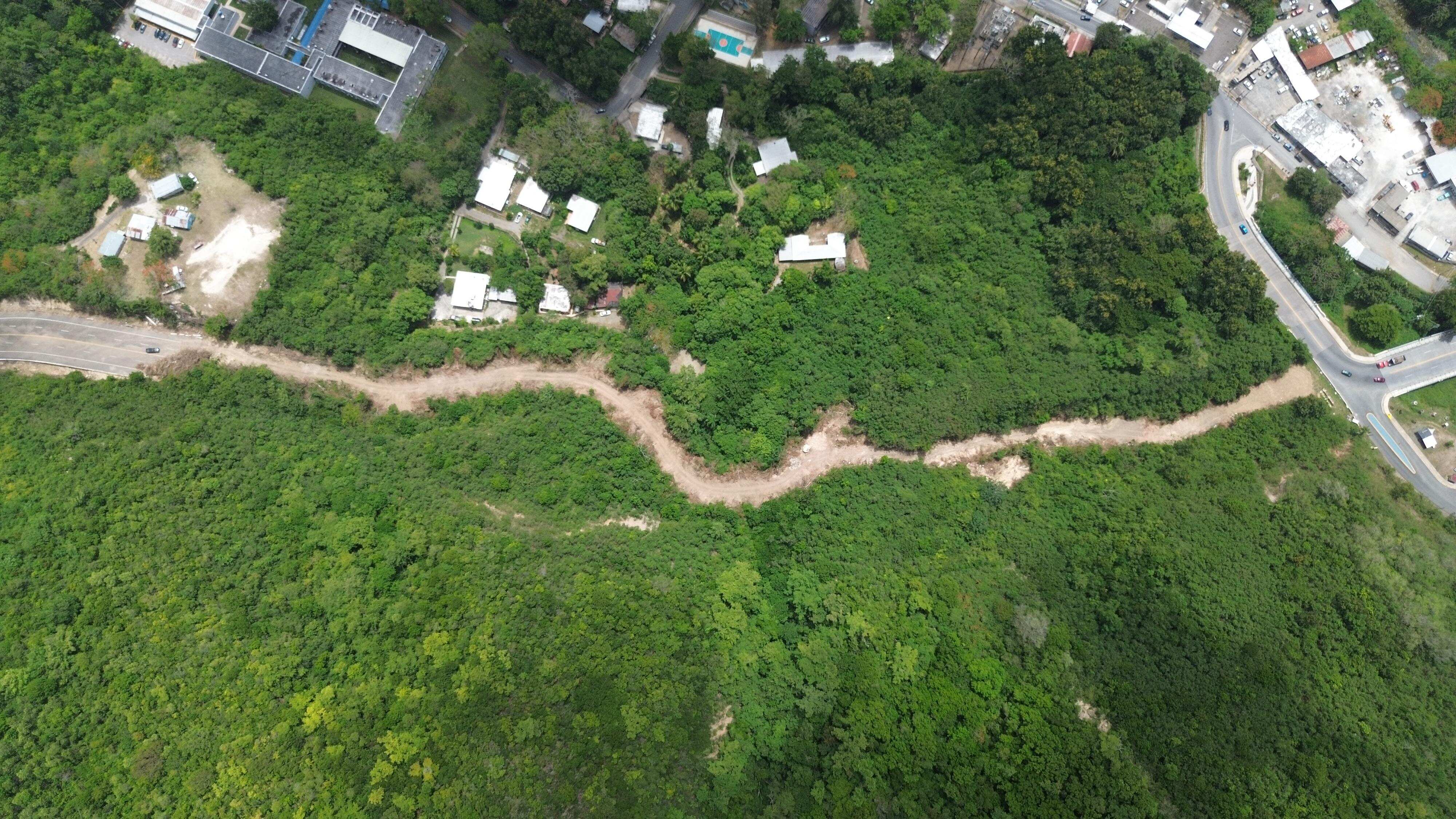 Alcalde de Peñuelas denuncia abandono de proyecto vial paralizado por de 20 años
