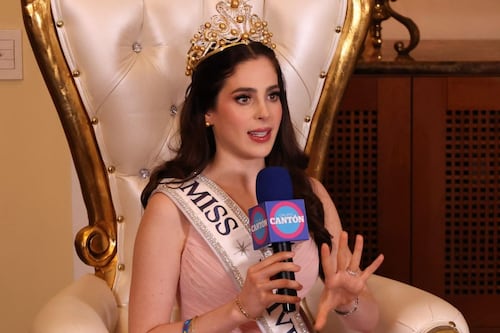 Fátima Bosch se defiende de sus ‘haters’: “Solo Cristo Rey puede funarnos”