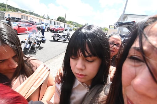 Deniegan petición de medidas de protección a Anthonieska Avilés; deberá usar acceso principal