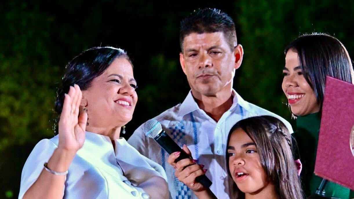 Juramenta la nueva alcaldesa de Gurabo.