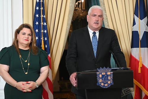 De aliados a rivales: estalla choque en las redes entre González Colón y Rivera Schatz