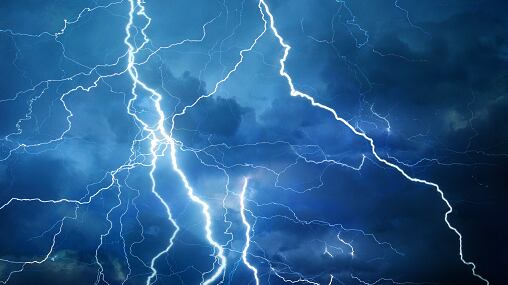 Le cayó un rayo y dijo que sobrevivió gracias a sensación paranormal