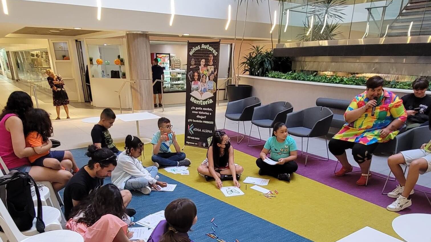 Comunidad de Niños Autores regala cuentacuentos a sus pares con la escritora Kathia Alsina.