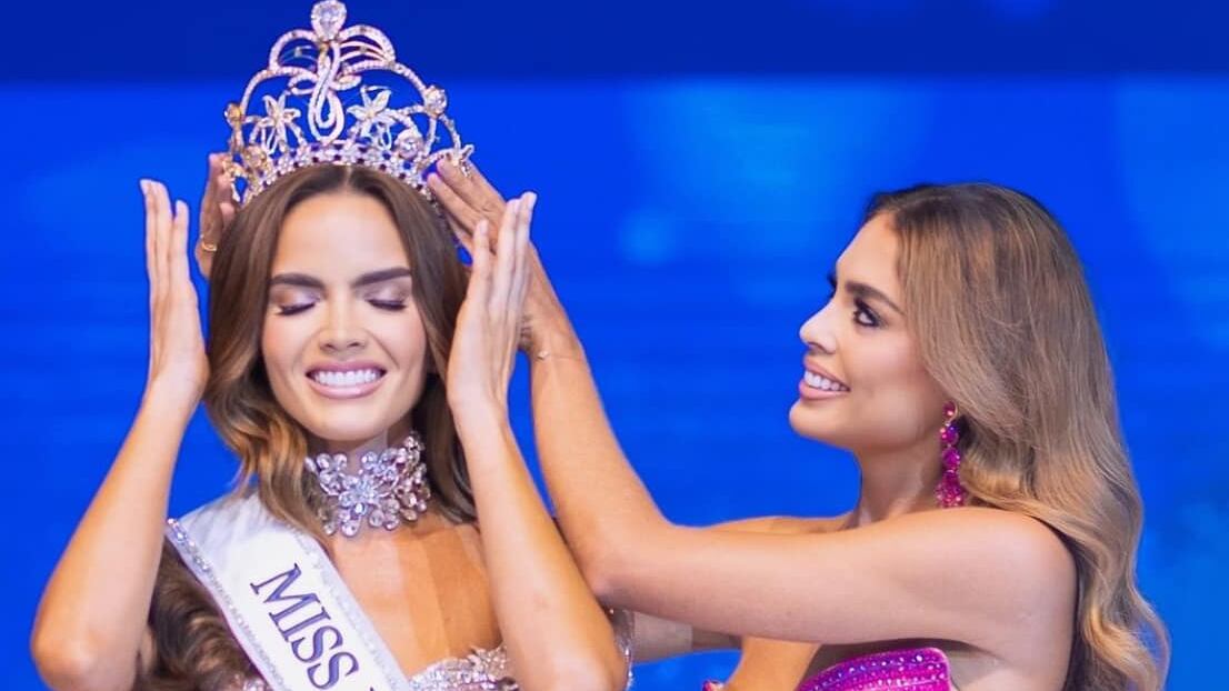 Daniela Toloza Rocha fue coronada por Camilla Avella; Miss Universe Colombia 2023 y Top 5 de Miss Universo 2023.