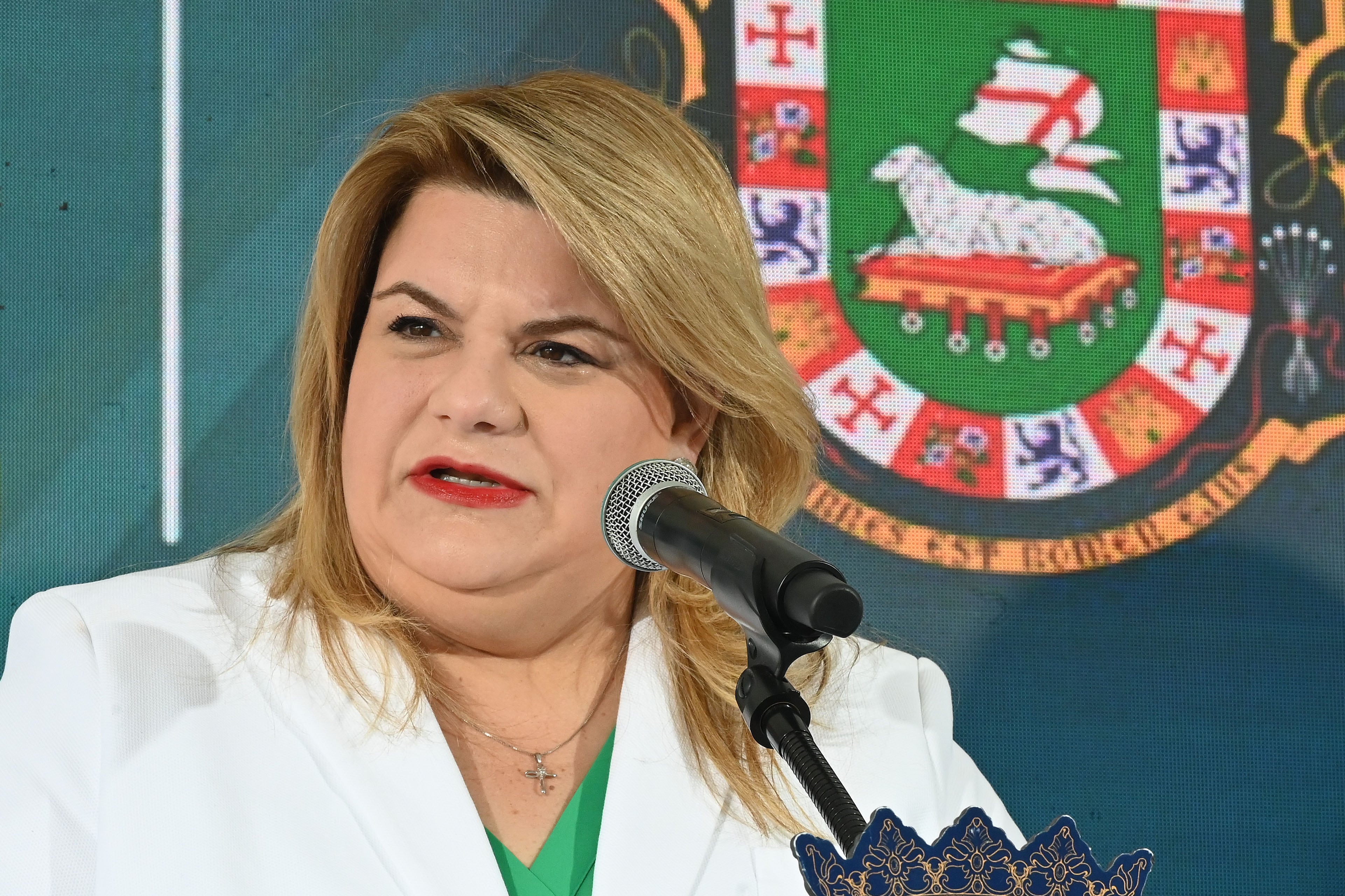 Solo cuatro senadores asisten a conferencia legislativa convocada por la gobernadora en Fortaleza