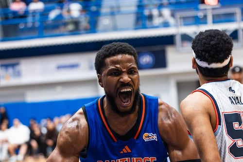 ¡Palancas abajo! Cangrejeros vuelven a perder y caen en el sótano