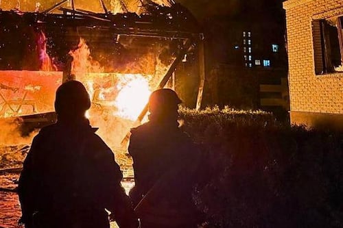 Al menos dos muertos y cinco heridos en un ataque ruso sobre Kiev