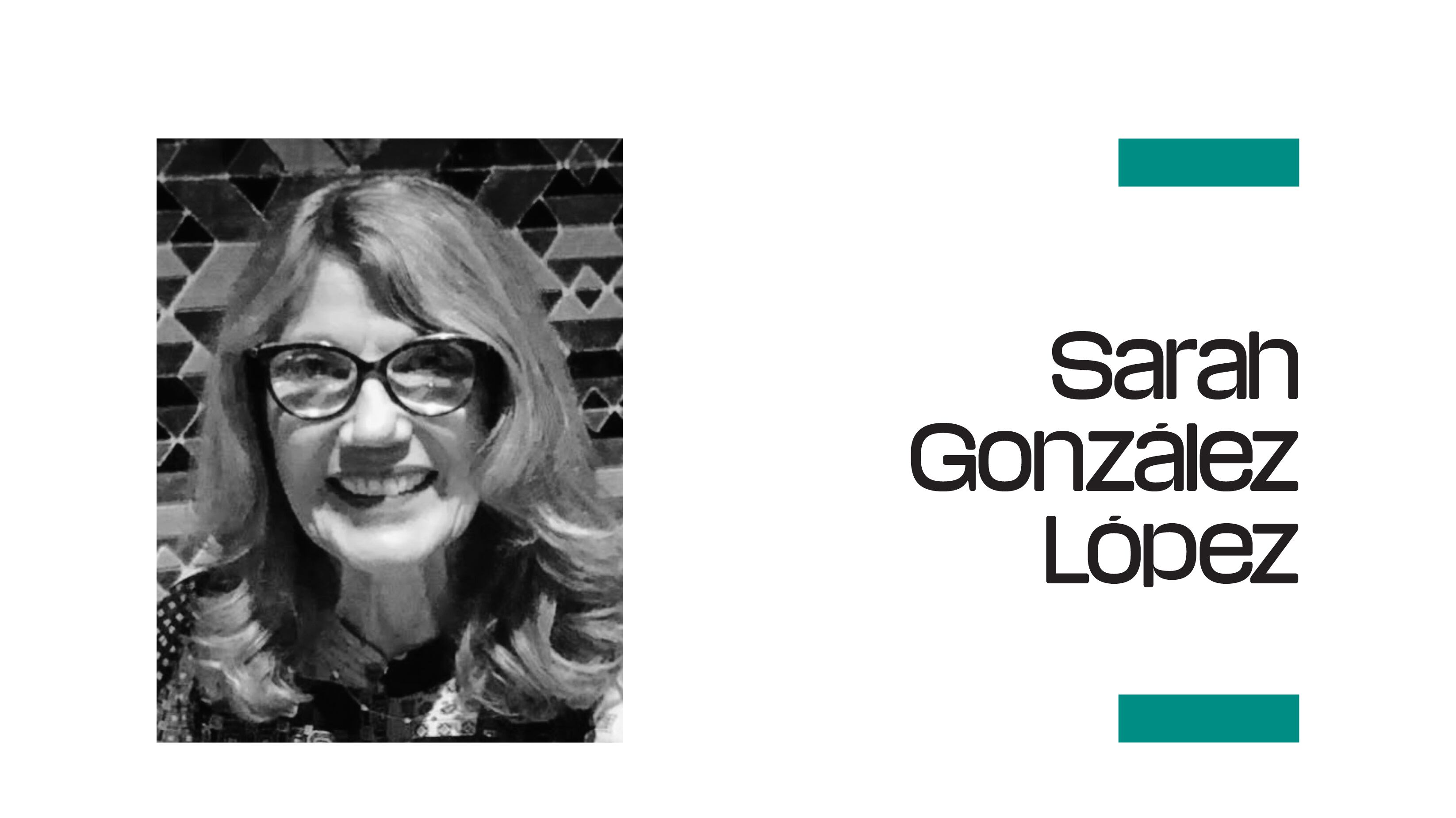 La foto muestra a una columnista de opinión en el periódico Metro Puerto Rico