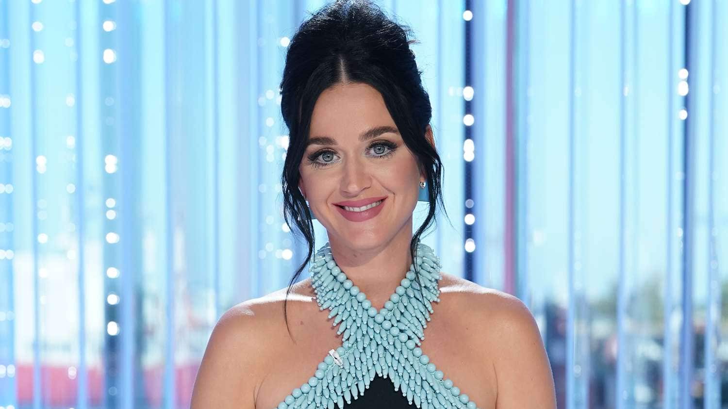 Katy Perry indigna tras hacerle bullying a una joven madre