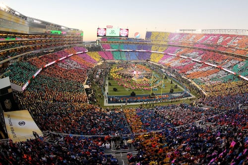 Las entradas para el Super Bowl LX alcanzan los $52,650 a diez días de la final